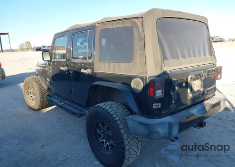 2017 Jeep Wrangler Unlimited Sahara 4X4 z USA, uszkodzony, nr VIN 1C4BJWEG1HL507563